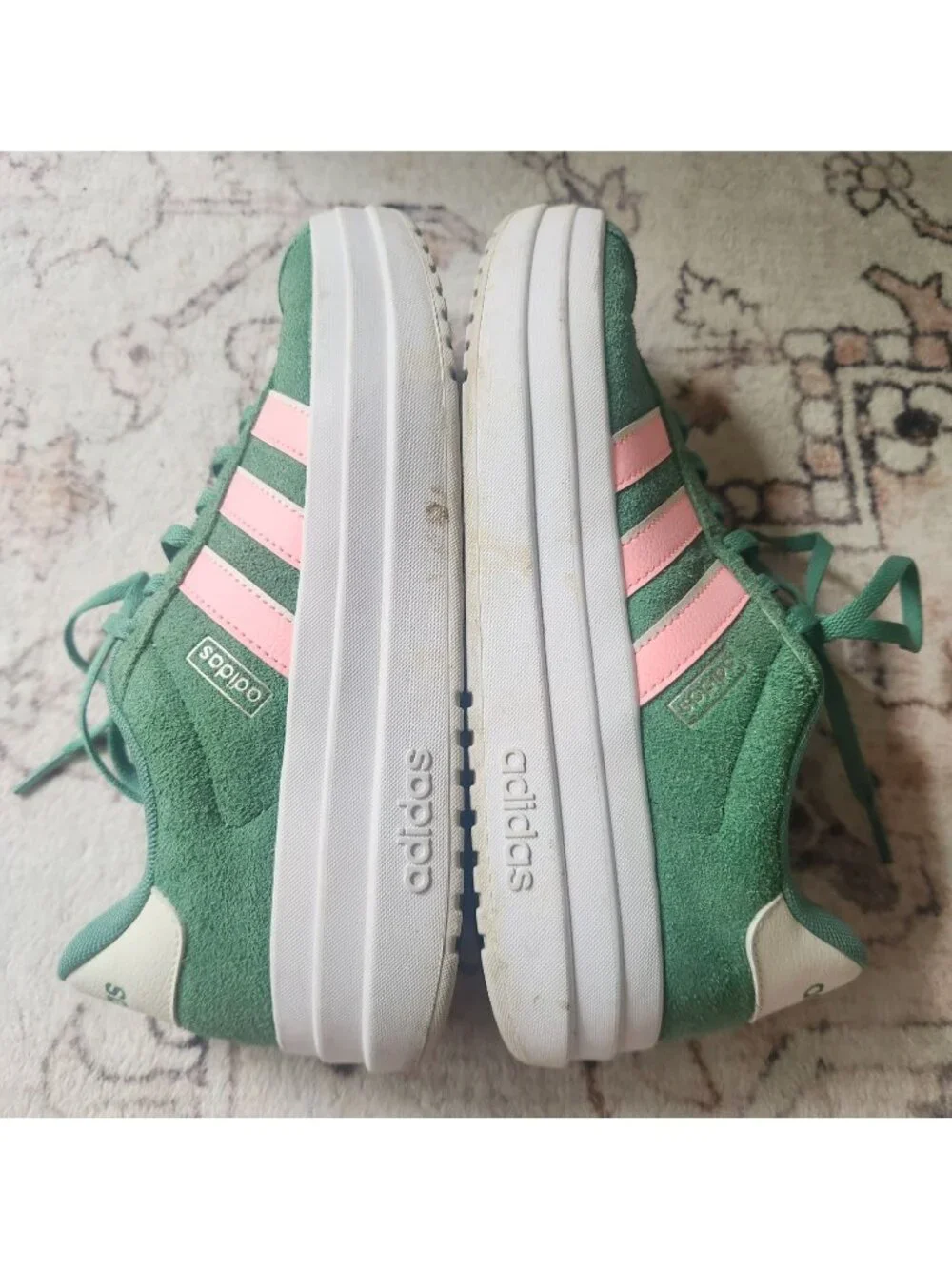 adidas women sz